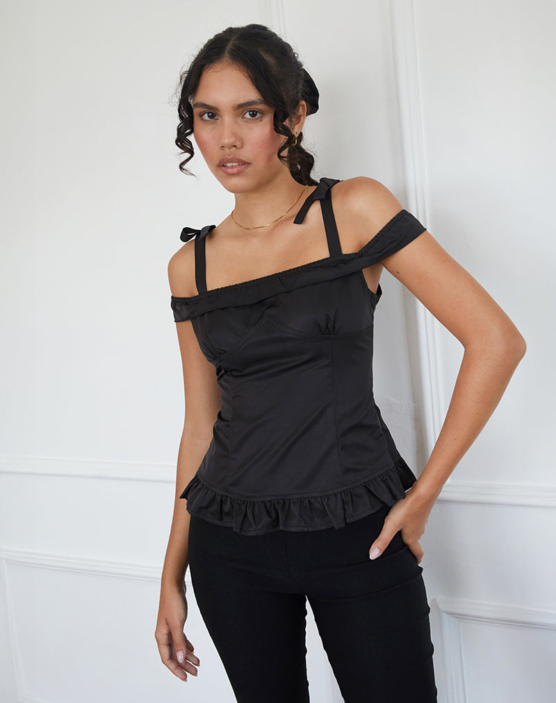 Top con dobladillo de volantes Anneli en negro