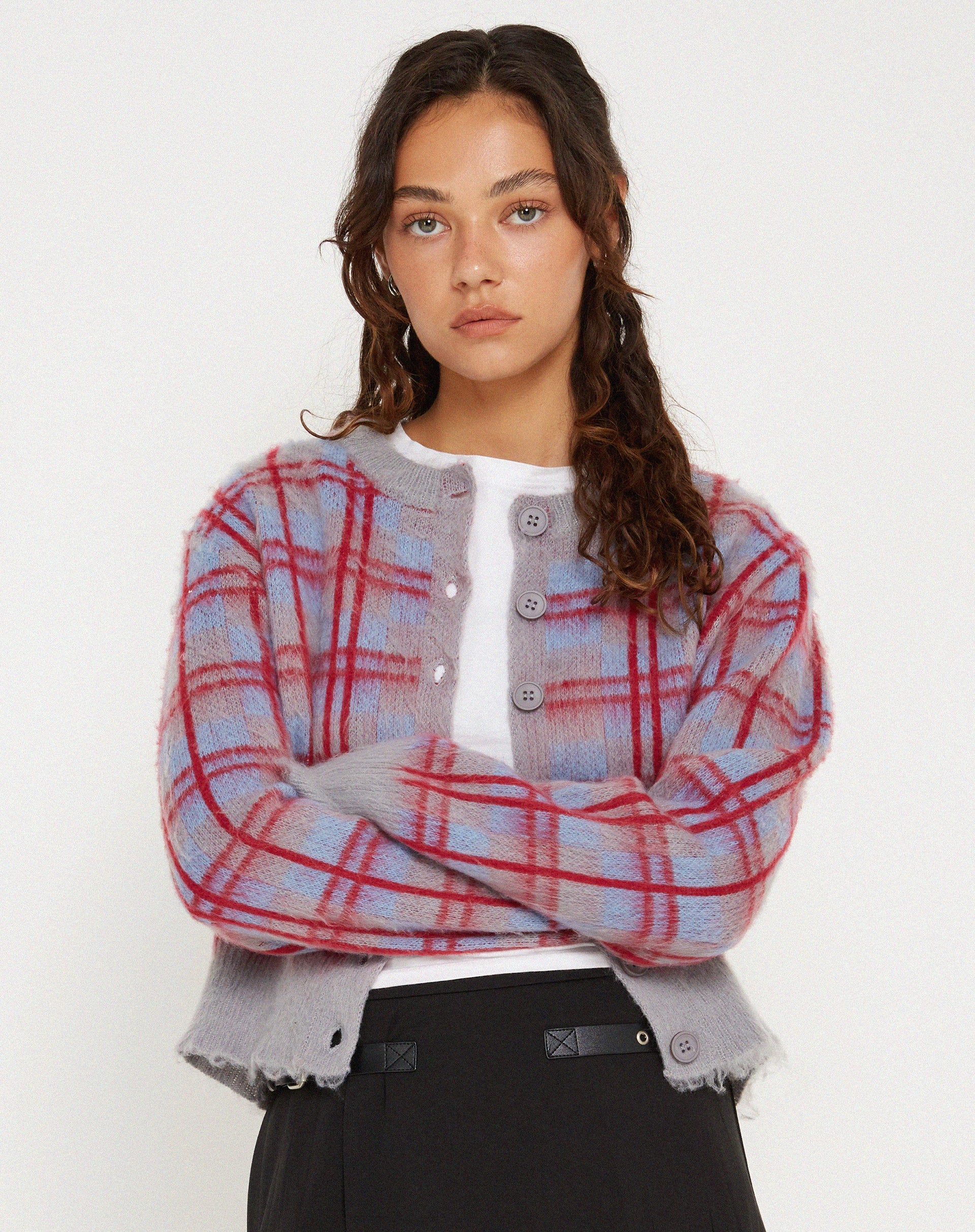 imagen de Anzio Button Up Cardi en Multi Check Gris Azul y Rojo