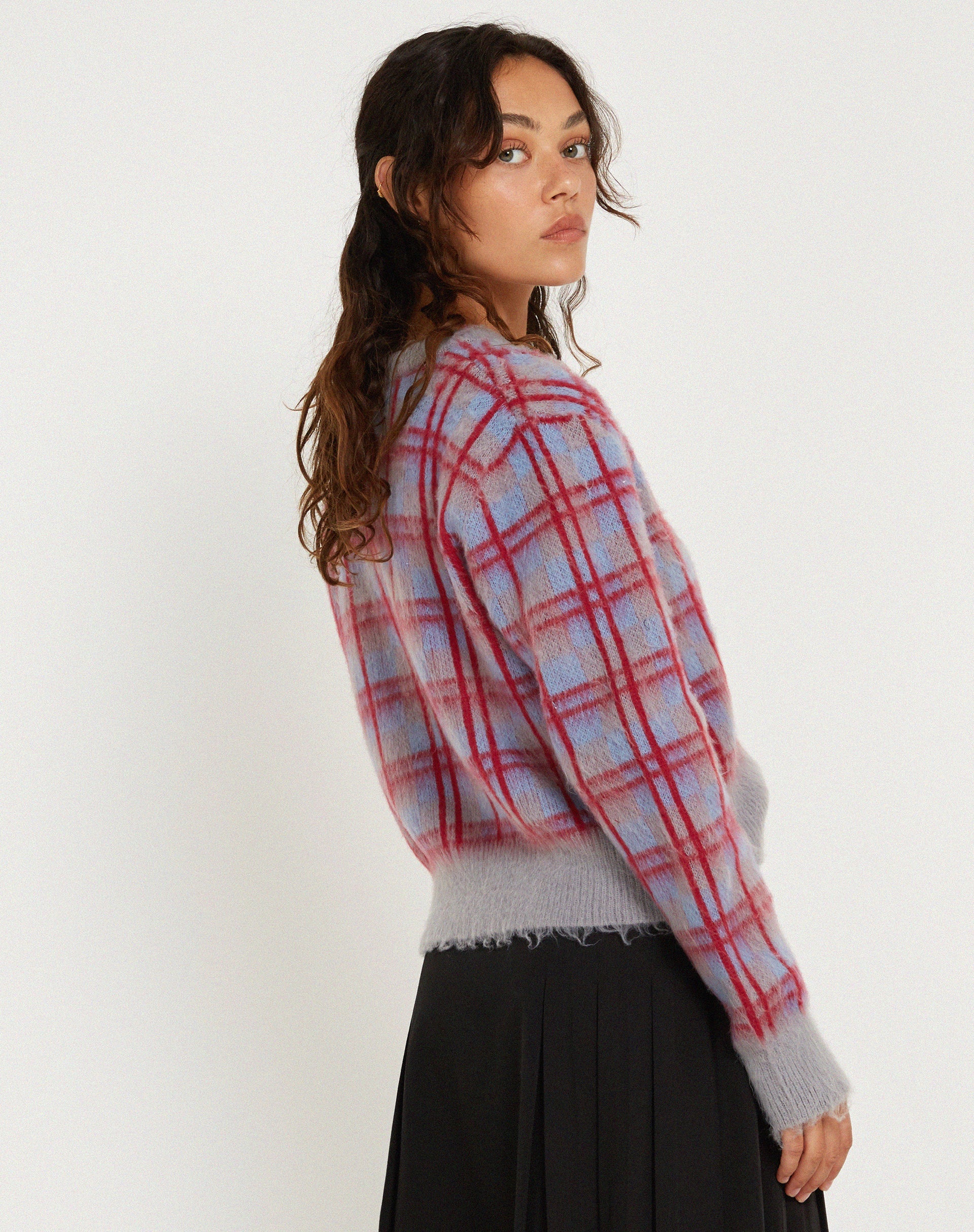 imagen de Anzio Button Up Cardi en Multi Check Gris Azul y Rojo