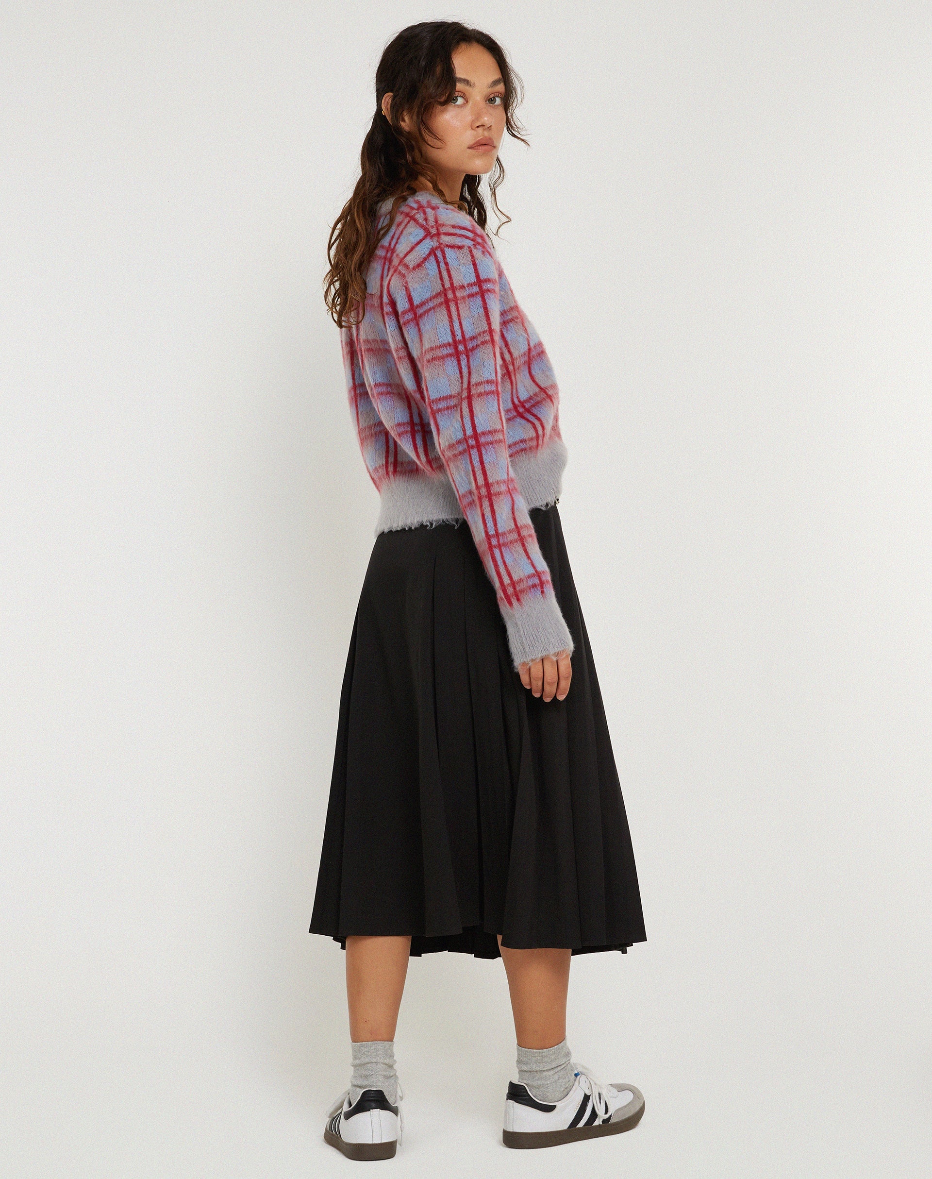 imagen de Anzio Button Up Cardi en Multi Check Gris Azul y Rojo