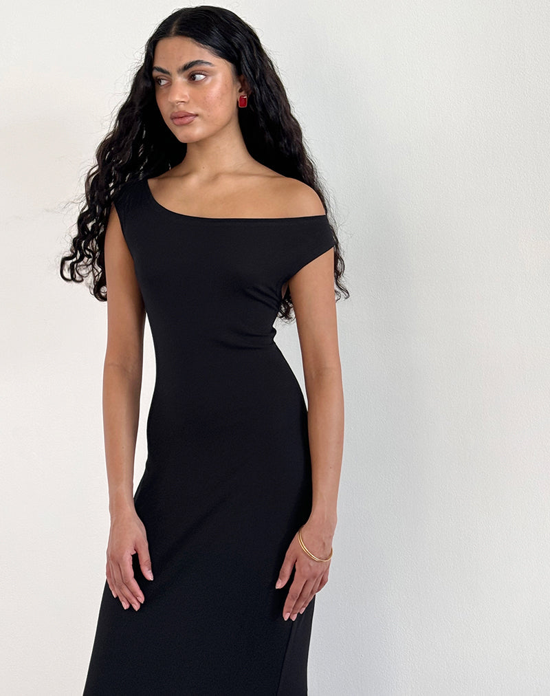 imagen de Ardita Asymmetrical Rib Knit Maxi Dress in Black