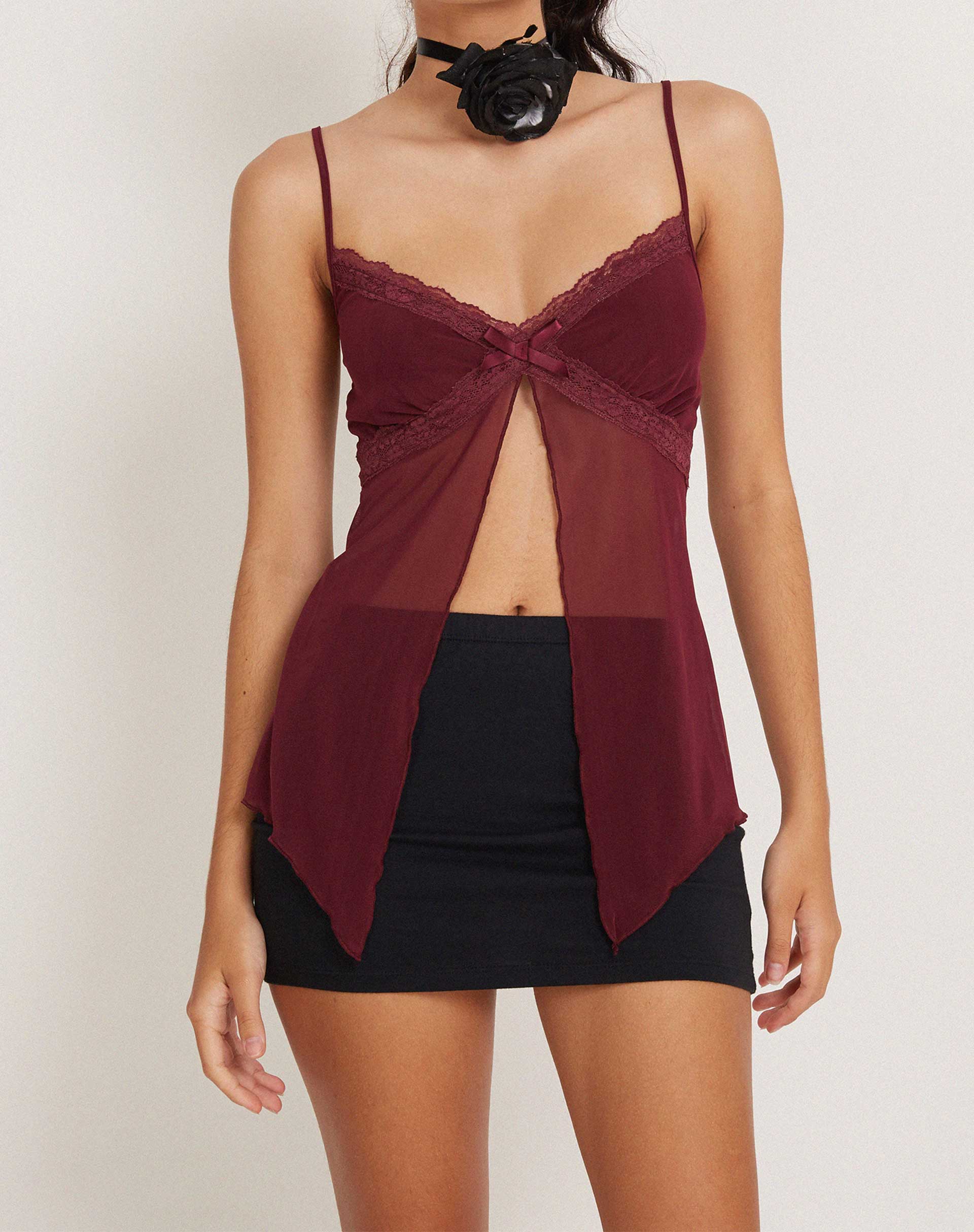 imagen de Ariela Butterfly Top en Borgoña