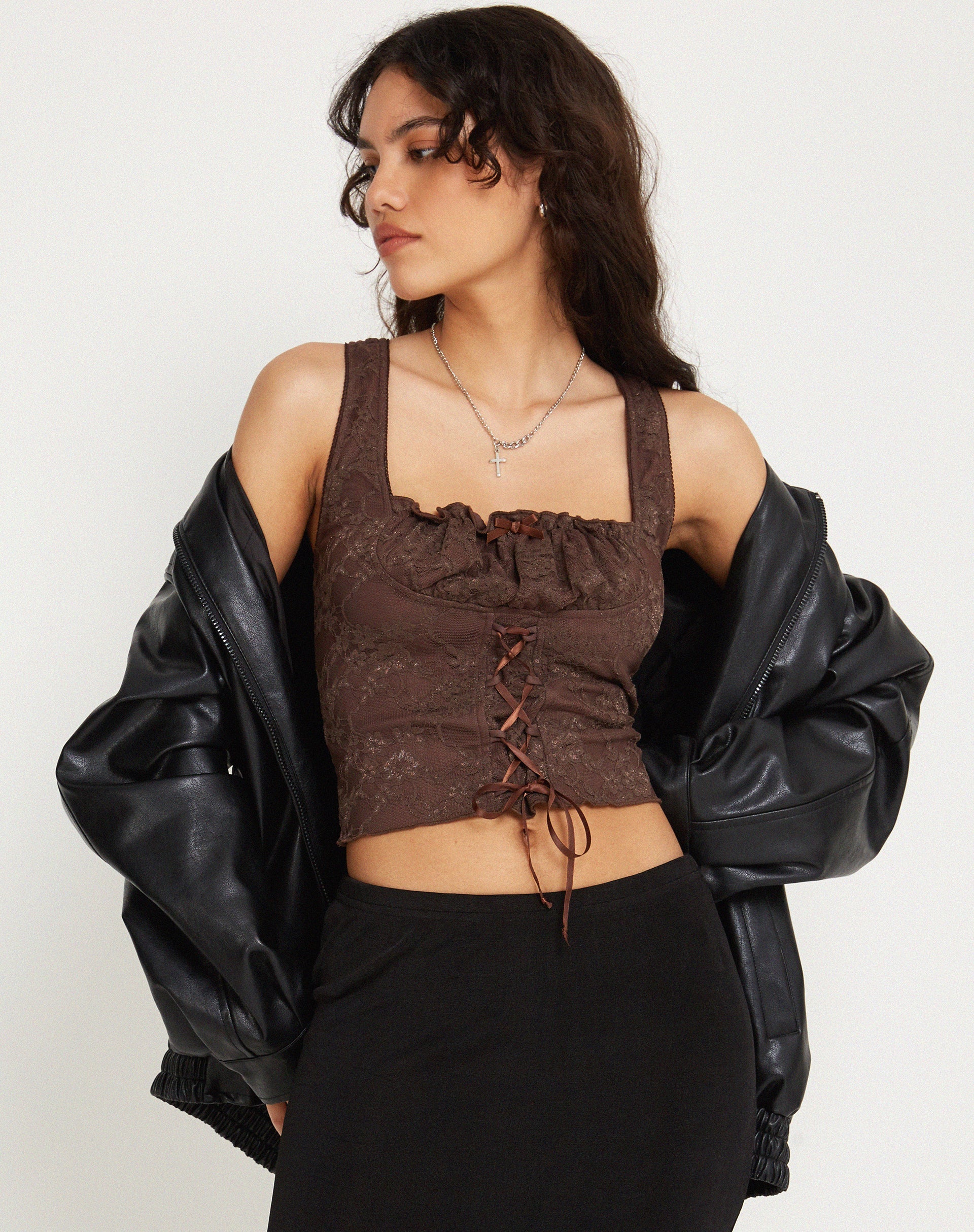 imagen de Asahi Crop Top de Encaje Marrón Castaño