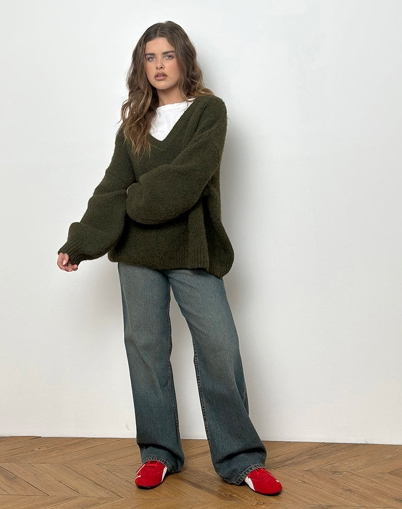 Imagen de Asato Chunky V Neck Jumper in Brushed Khaki