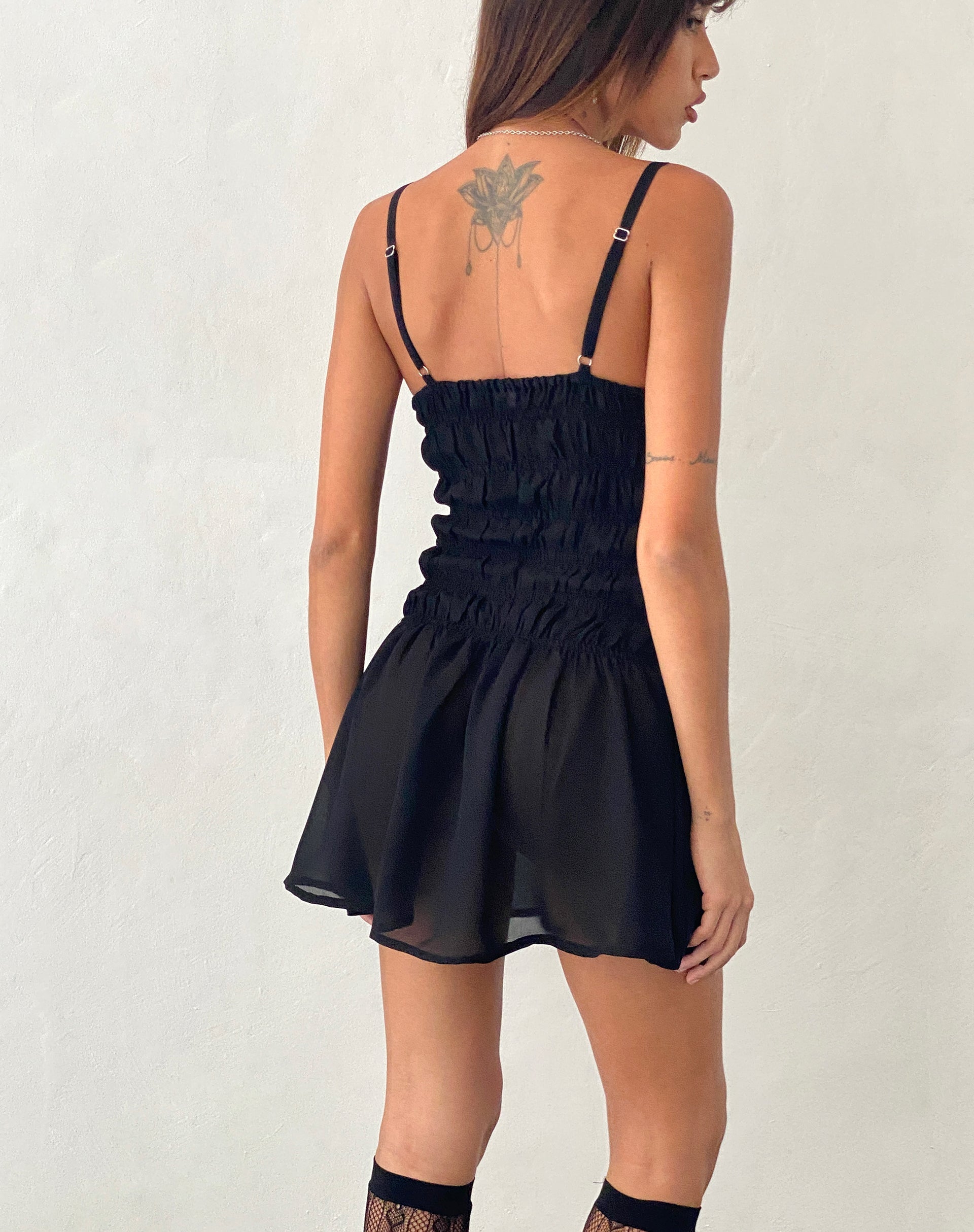 Imagen de Axely Mini Vestido de gasa con pliegues Negro
