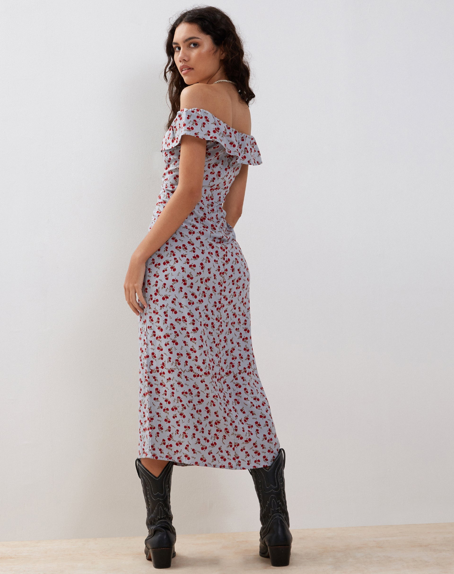 Imagen de Ayudia Vestido Bardot Midi en Azul Floral Ditsy