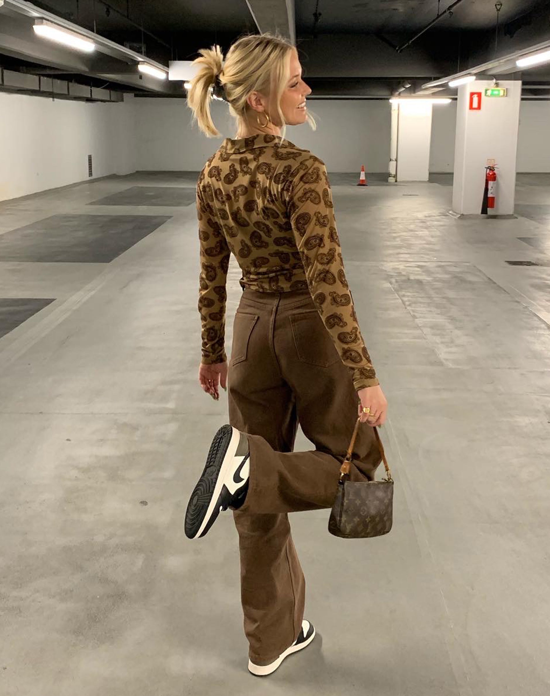 Imagen de la camisa Kelly en Persian Night Flock Marrón