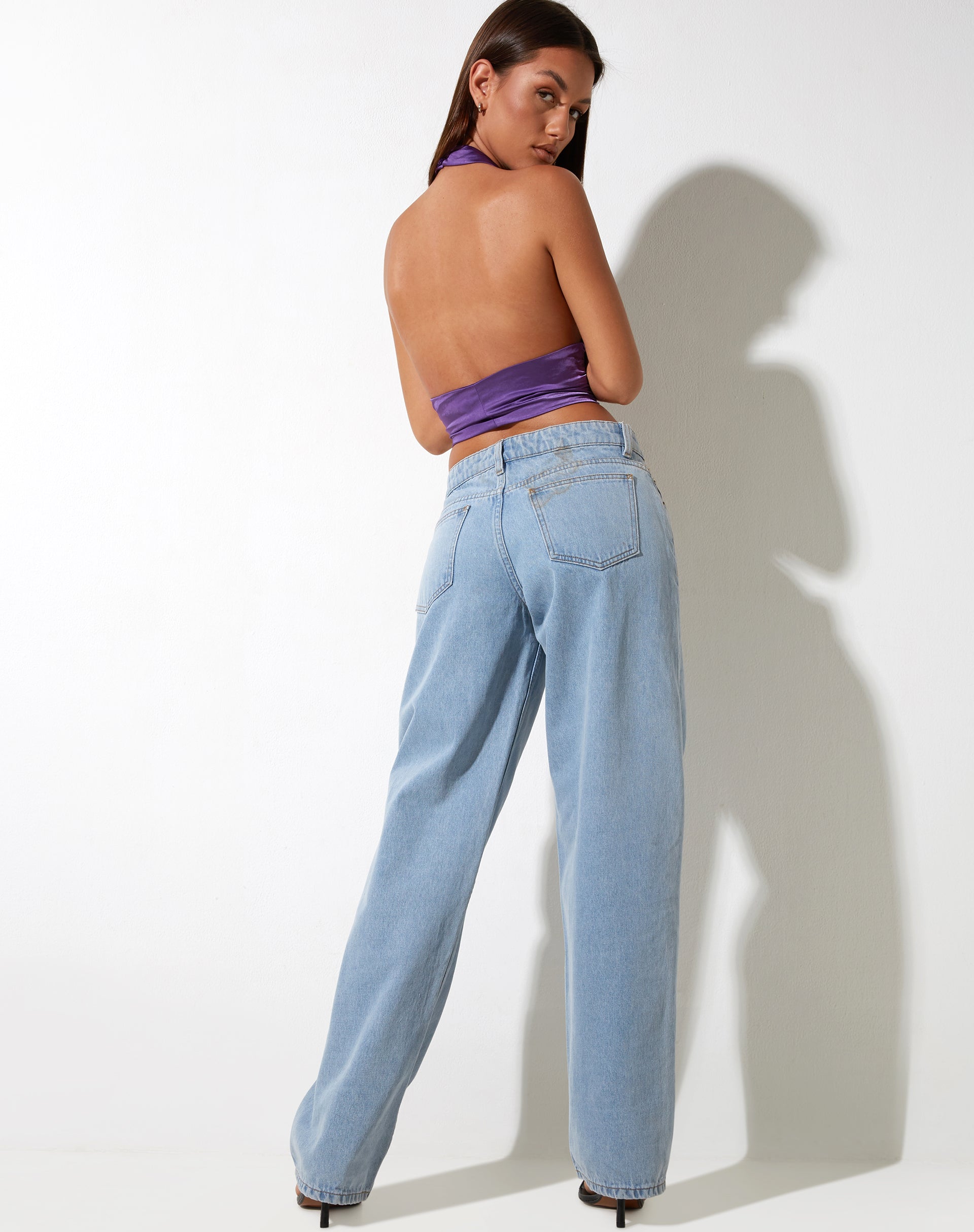 Bailta Crop Top en satén morado