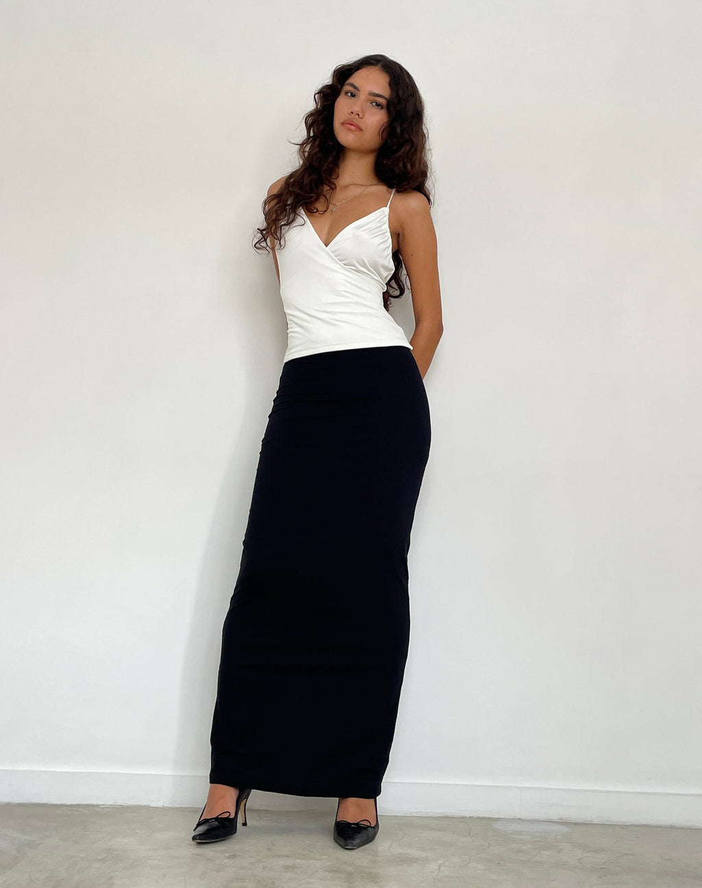 Tsuna Maxi Falda en Negro