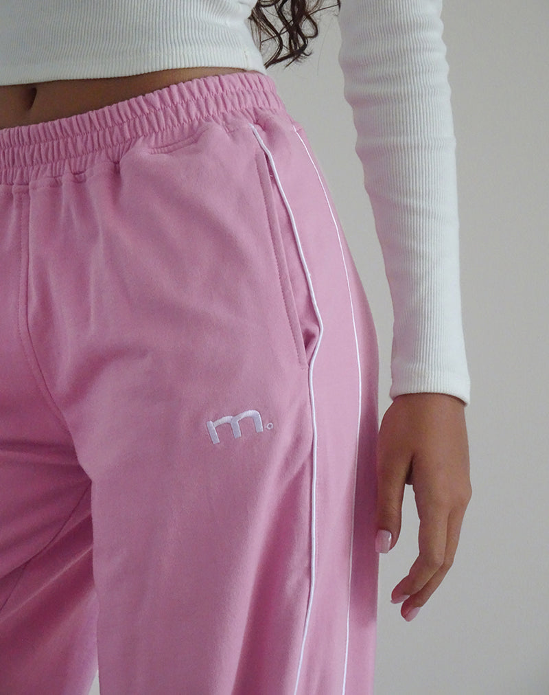 Imagen de Benton Jogger en rosa flamingo con ribete blanco y bordado M