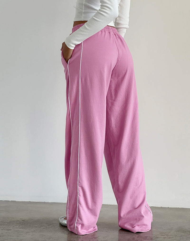 Imagen de Benton Jogger en rosa flamingo con ribete blanco y bordado M