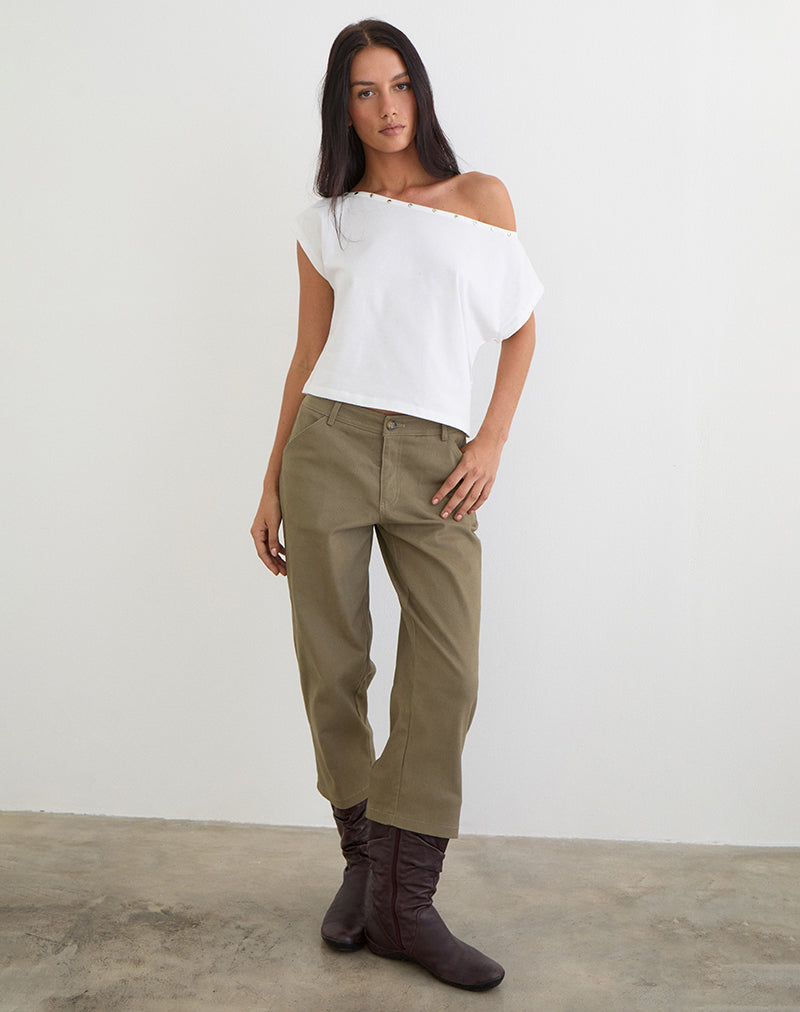 Imagen de Bizzy Top con escote con tachuelas en blanco roto