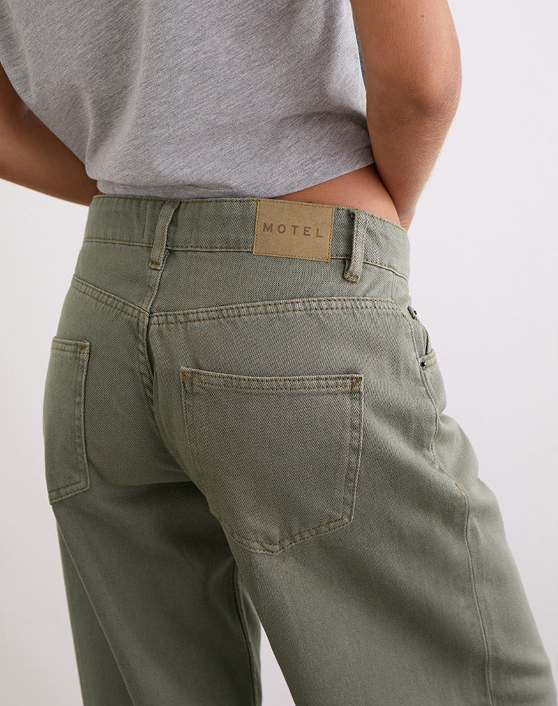 Imagen de Low Rise Roomy Jeans en verde helecho