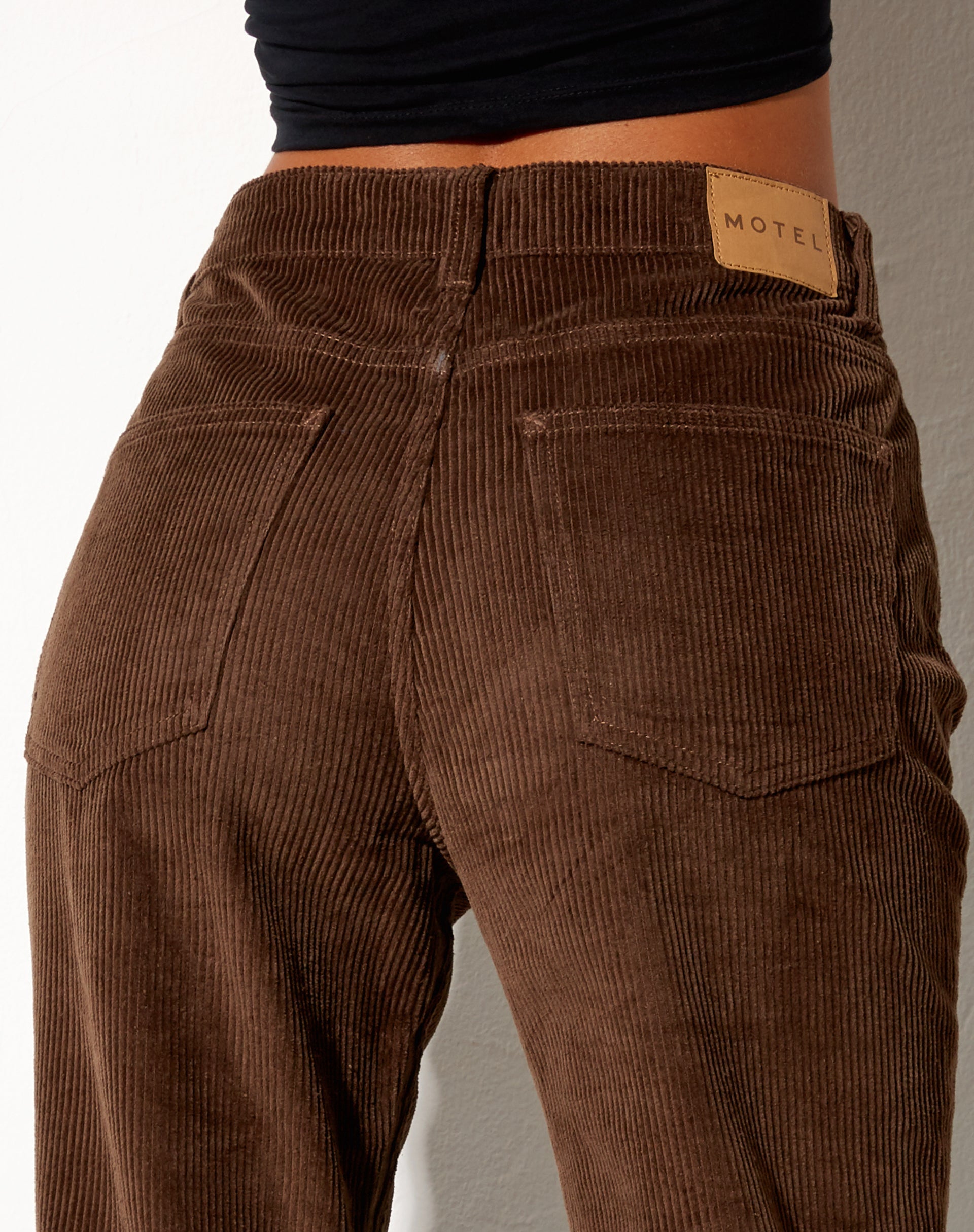 Imagen de Bootleg Jeans en Cord Rich Brown