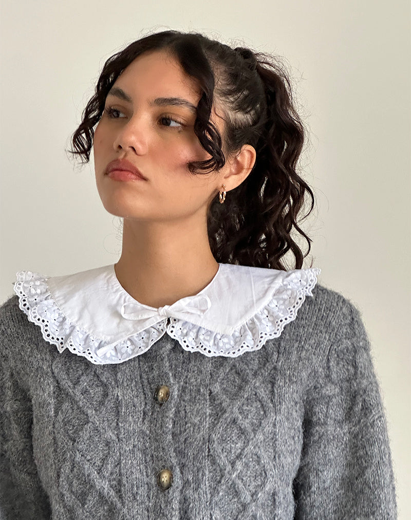 Imagen de la camiseta con cuello Bossa en blanco