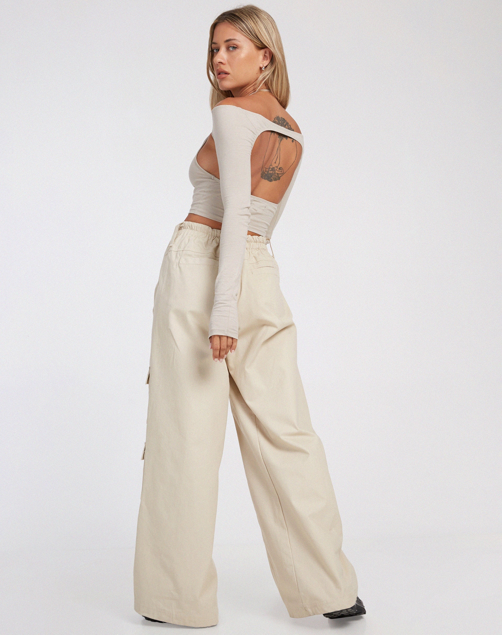 imagen de Brandy Long Sleeve Top en Coconut Milk