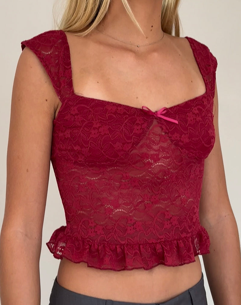 Imagen de Brietta Cami Top de encaje rojo intenso