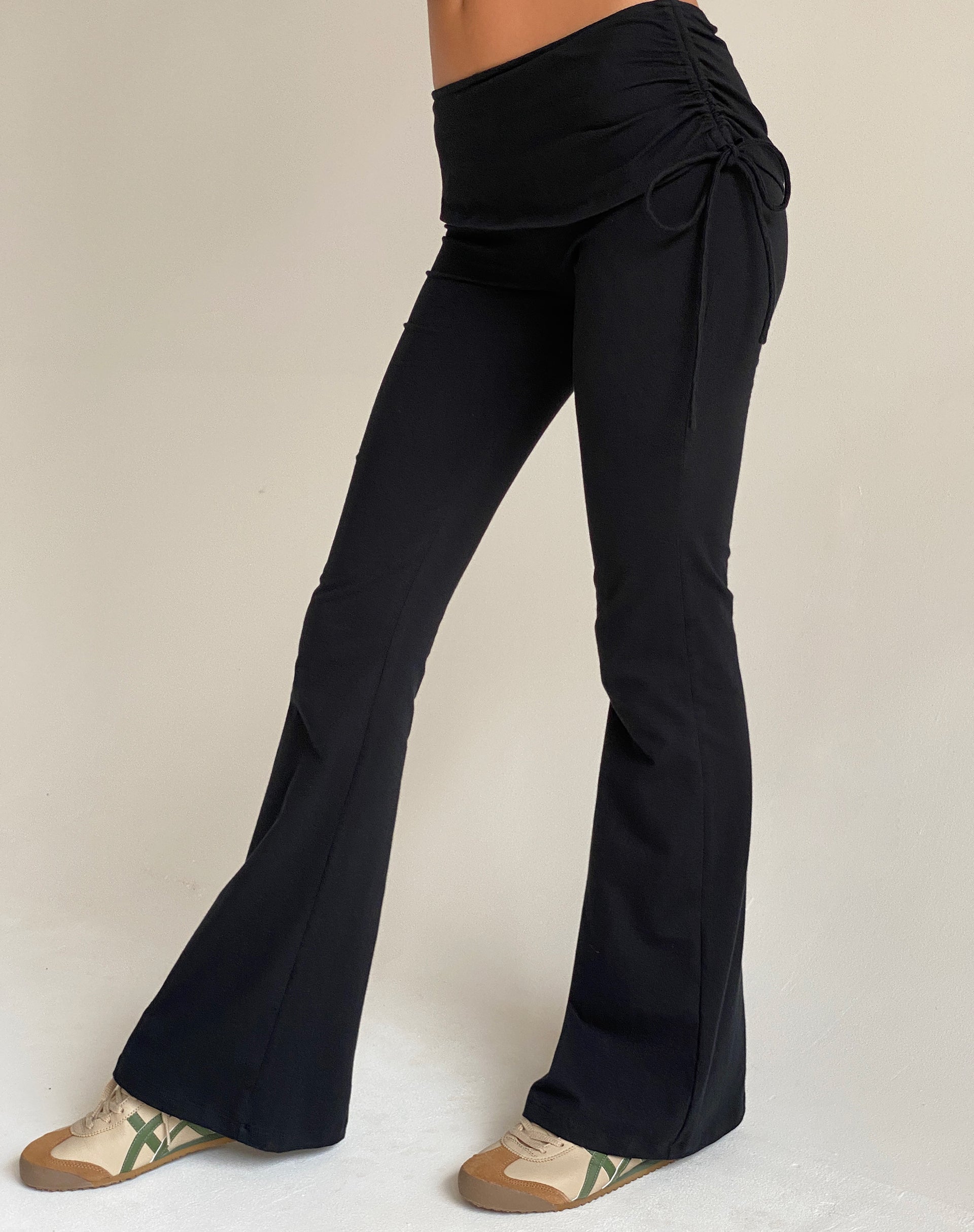 Imagen de Jacie Jersey Flare Trouser en negro