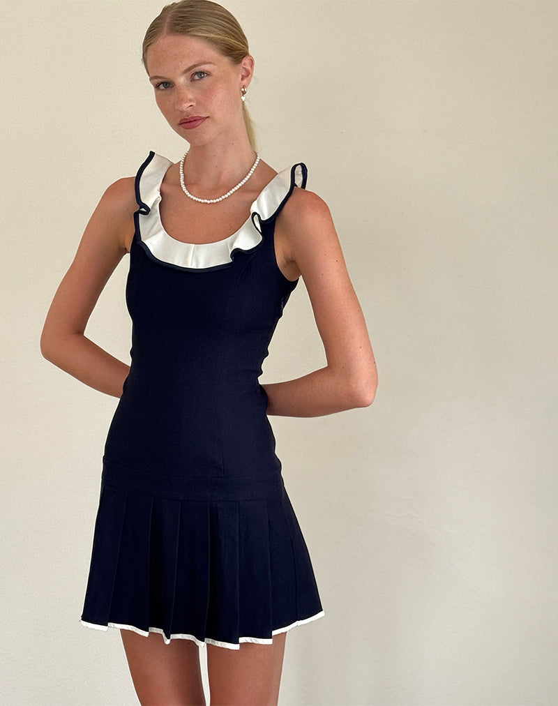 Mini Vestido Busari con Cuello de Volantes en Azul Marino