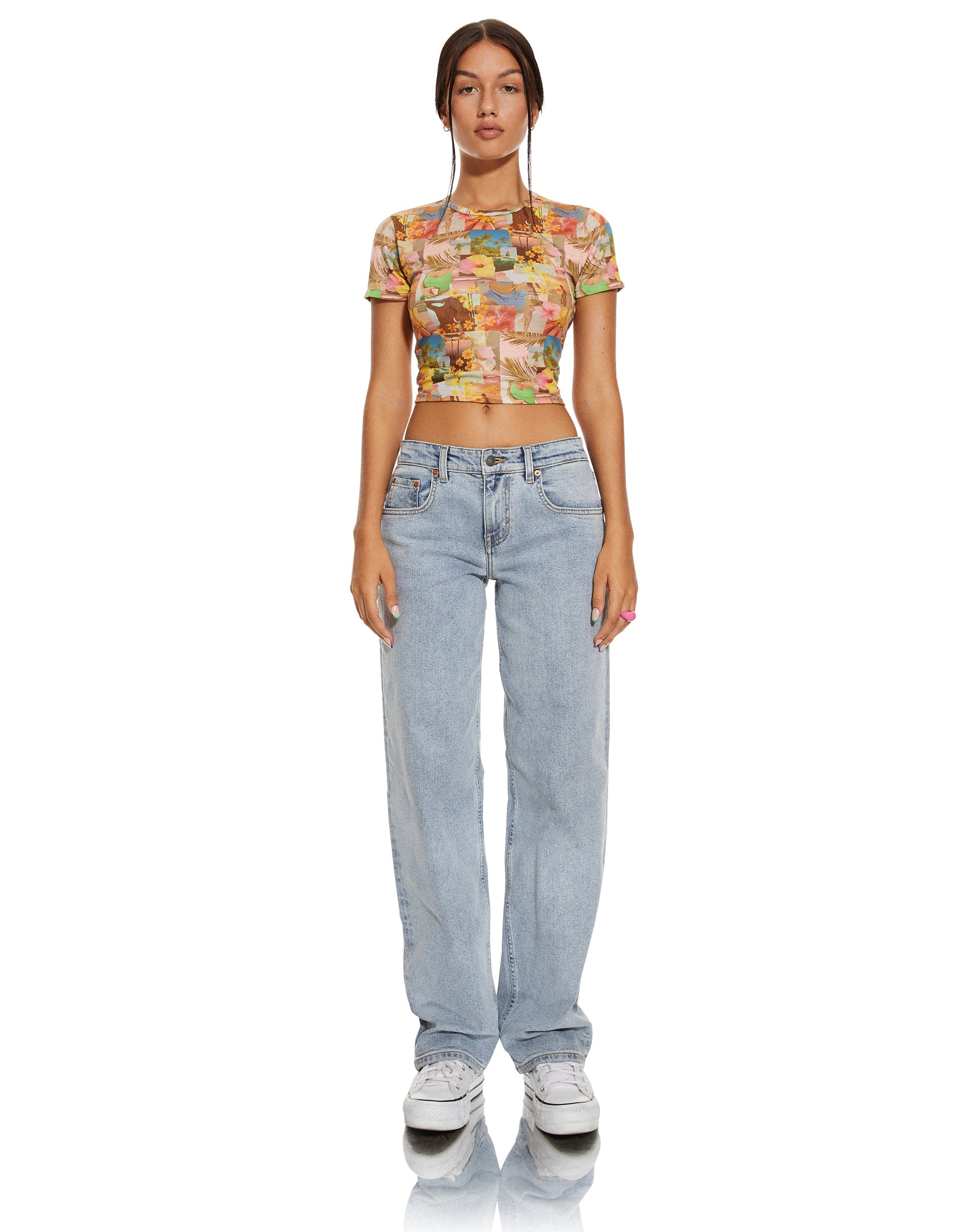imagen de MOTEL X BARBARA Shrunken Tee in 90's Tropical Collage