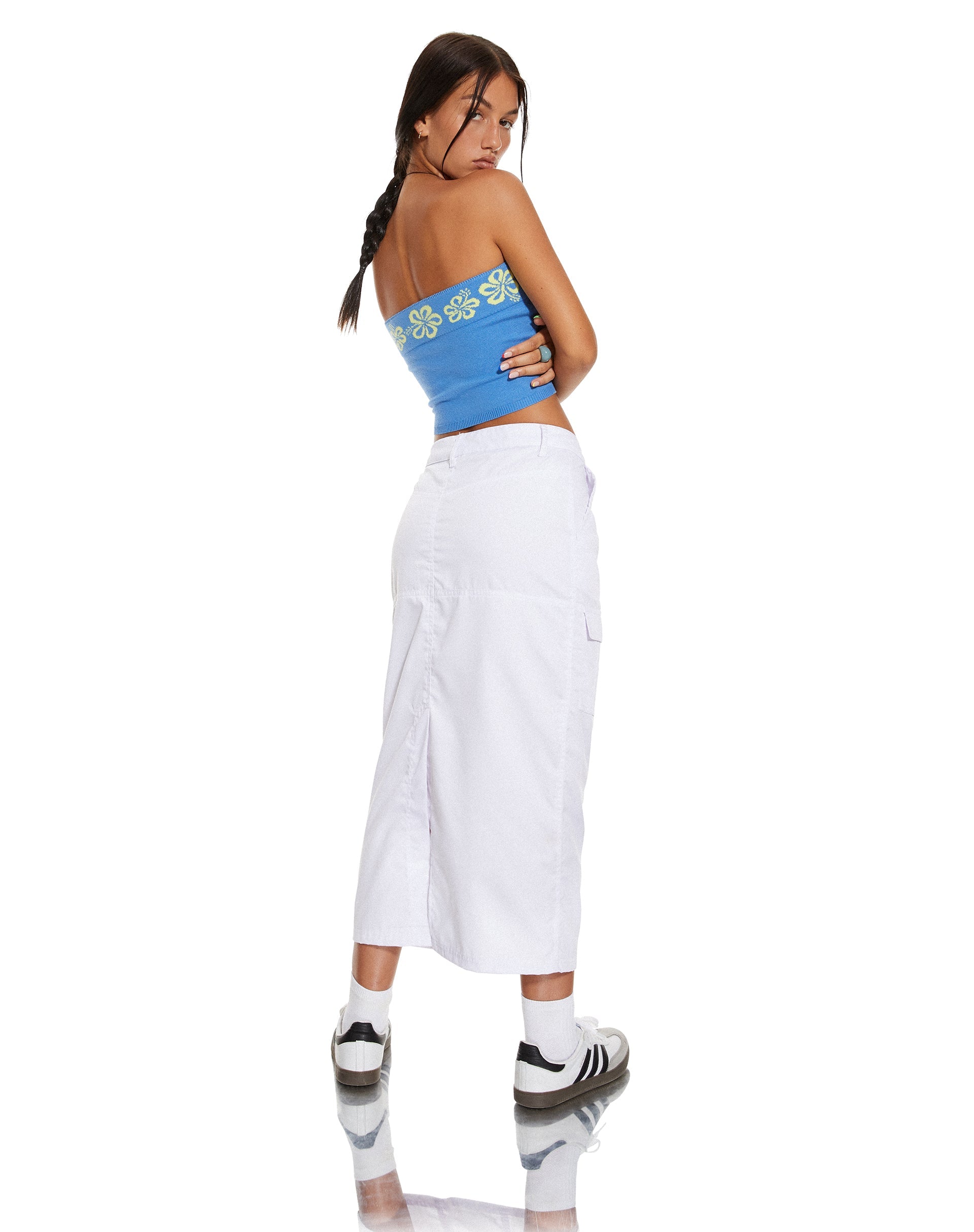 imagen de MOTEL X BARBARA Delina Crop Top en Hibiscus Azul