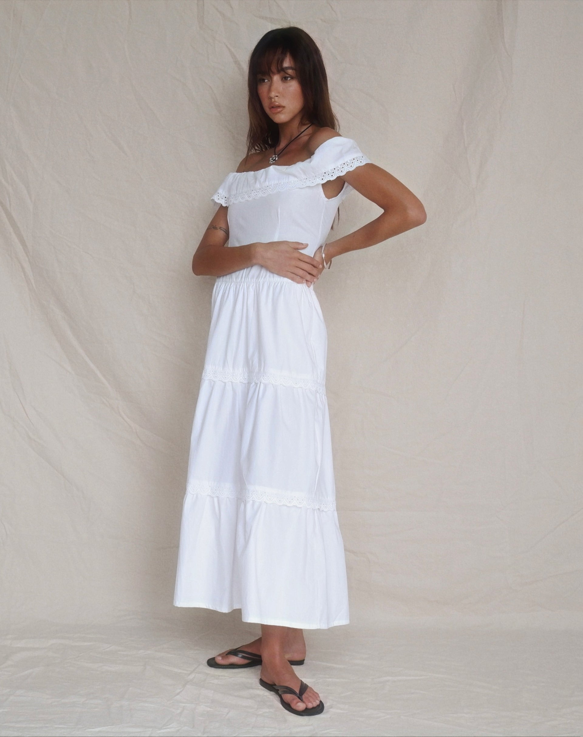 Imagen de Helpa Vestido Bardot Maxi en Blanco