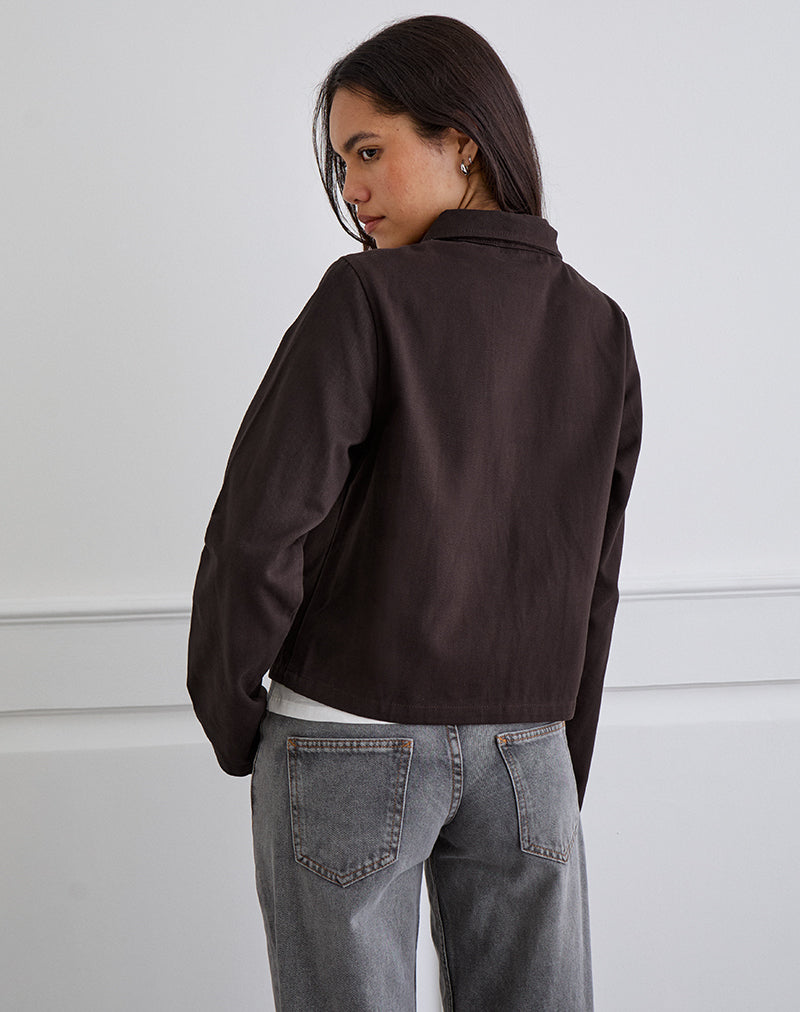 Imagen de la chaqueta Calva Boxy en marrón chocolate