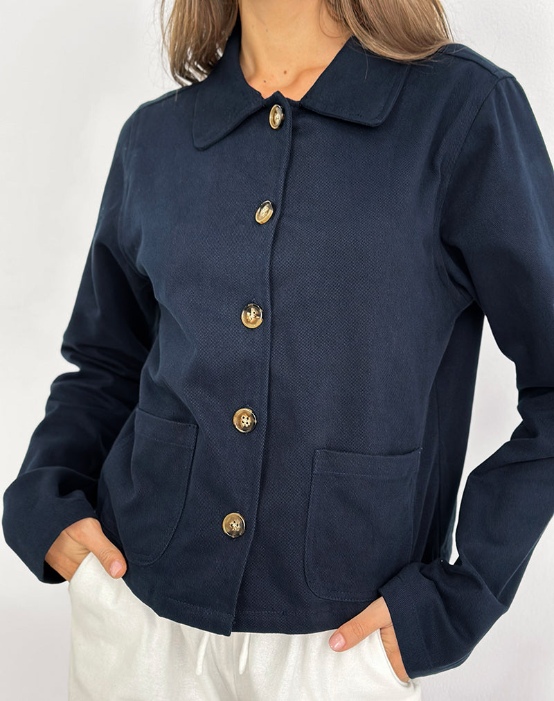 Imagen de la chaqueta Calva Boxy en azul marino oscuro