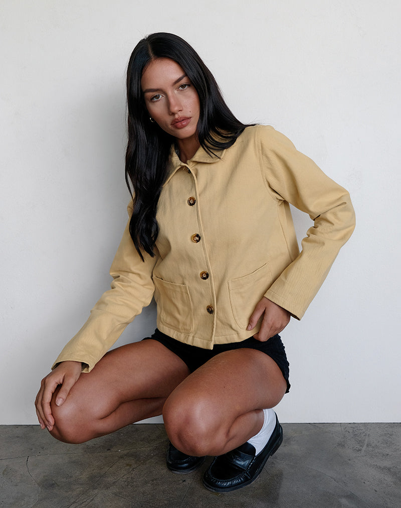 Imagen de la chaqueta Calva Boxy en color tostado