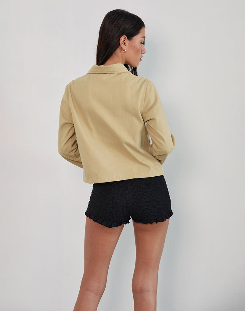 Imagen de la chaqueta Calva Boxy en color tostado