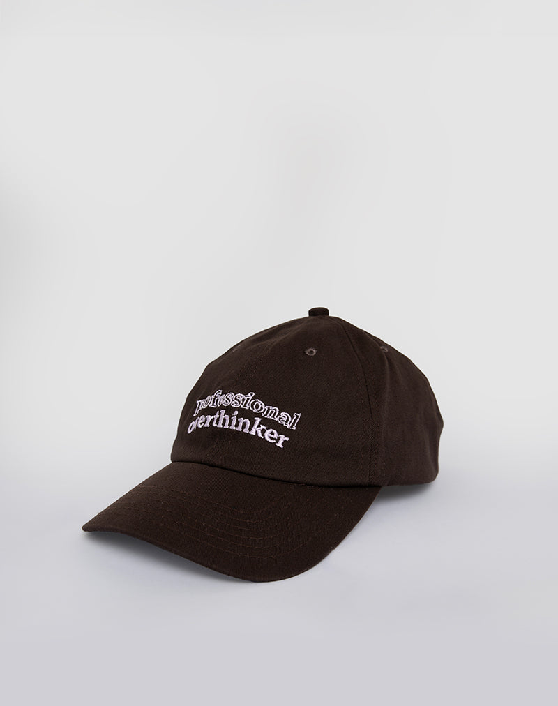 Image of Gorra de chocolate amargo con eslogan "Professional Overthinker