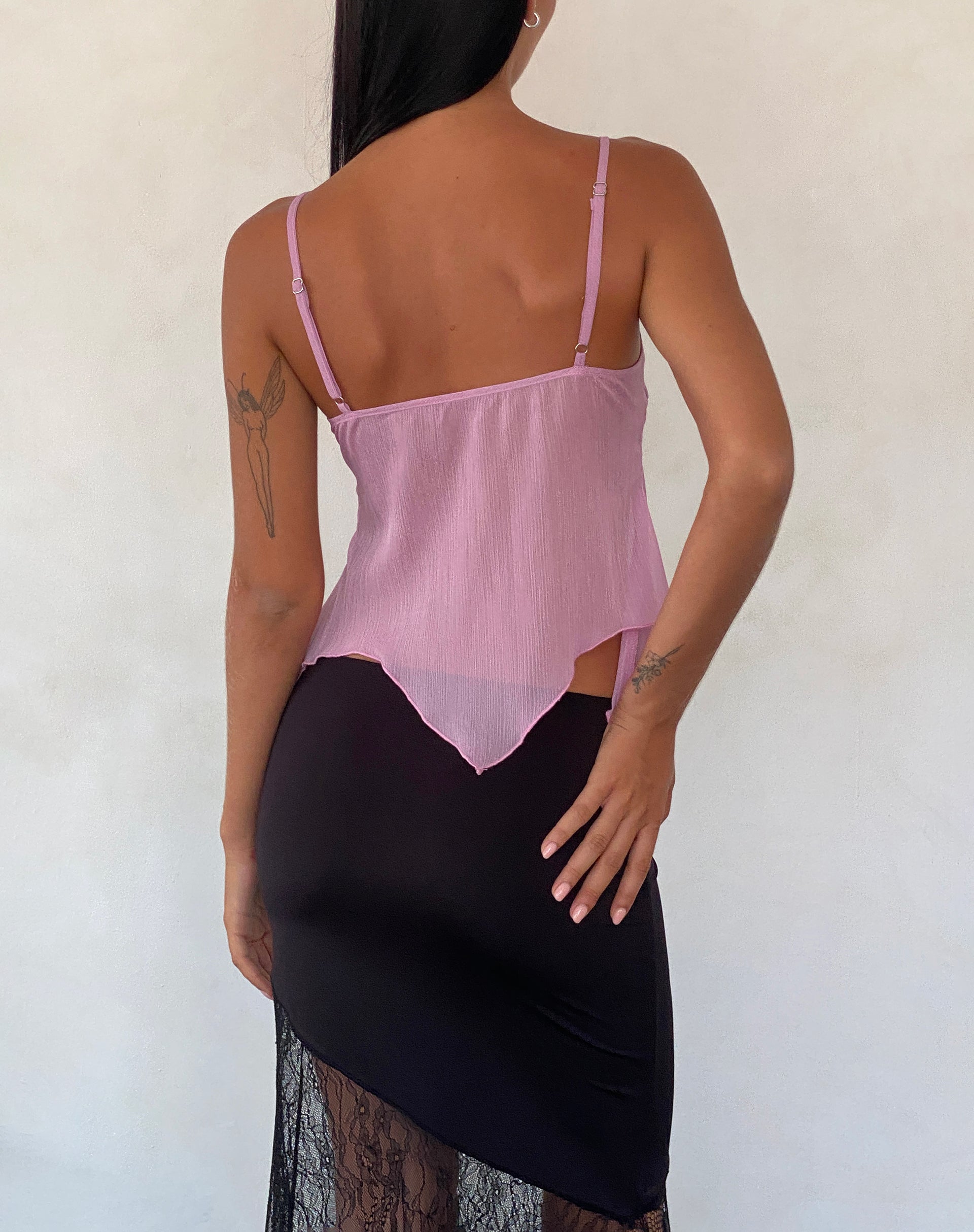 Imagen de Carmeline Longline Cami Top en Shimmer Pink