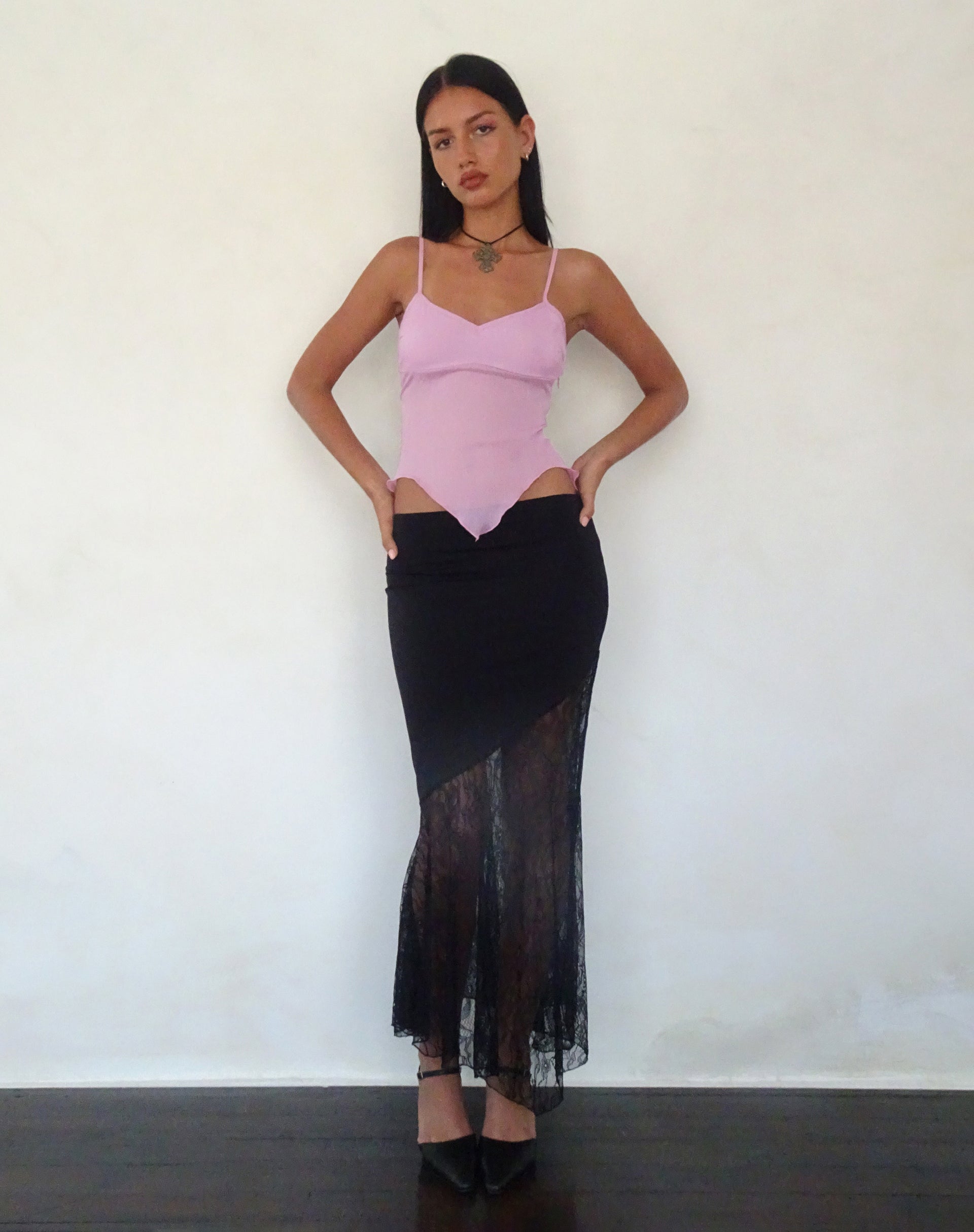 Imagen de Carmeline Longline Cami Top en Shimmer Pink