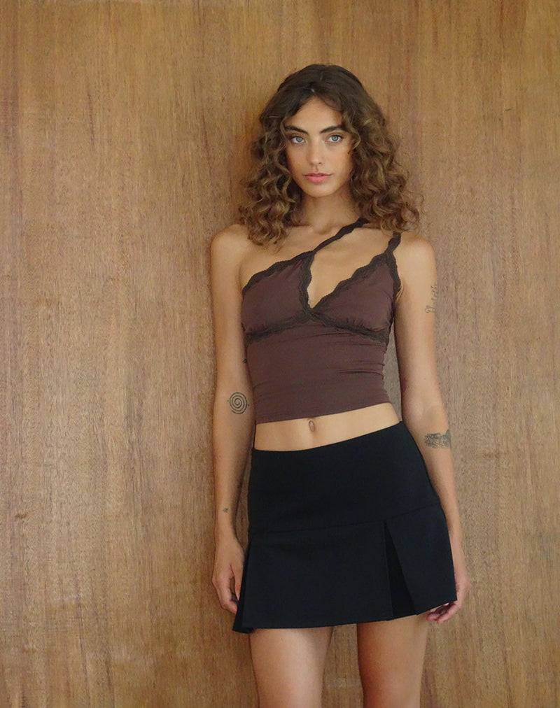 Imagen de Carolina One Shoulder Top en Mocca