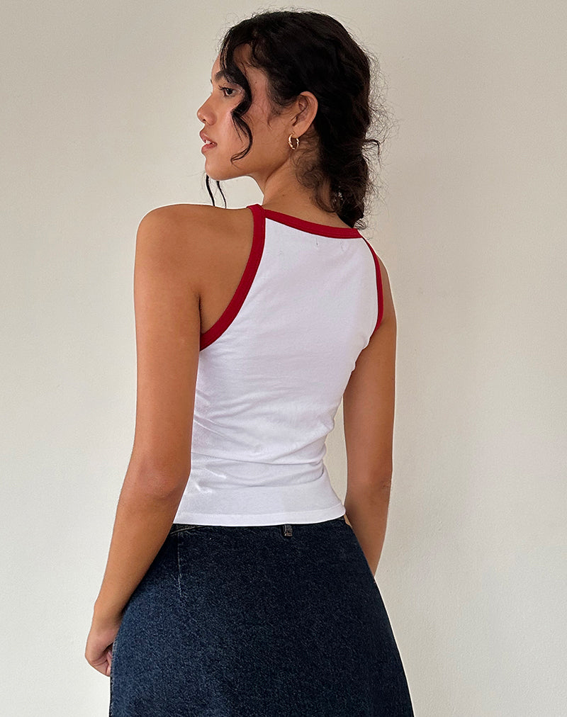 Imagen de Carti Vest Top en blanco con ribete rojo