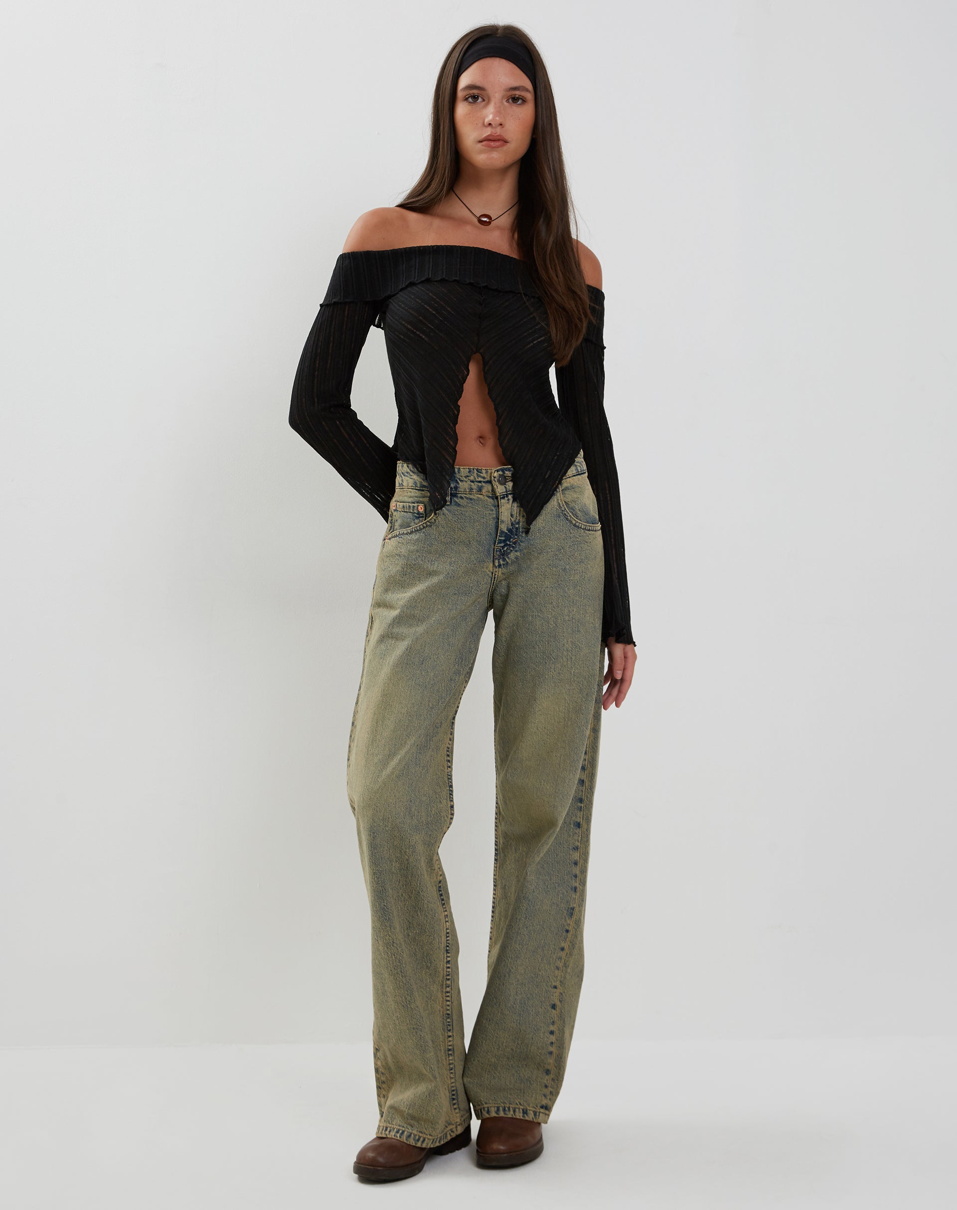 Imagen de Celeste Butterfly Bardot Top Negro
