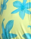 Flor pintada de amarillo