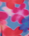 Flor borrosa azul y rosa