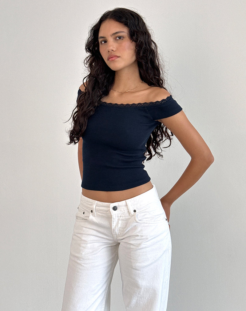 Imagen de Chacha Bardot Top de Encaje Azul Marino