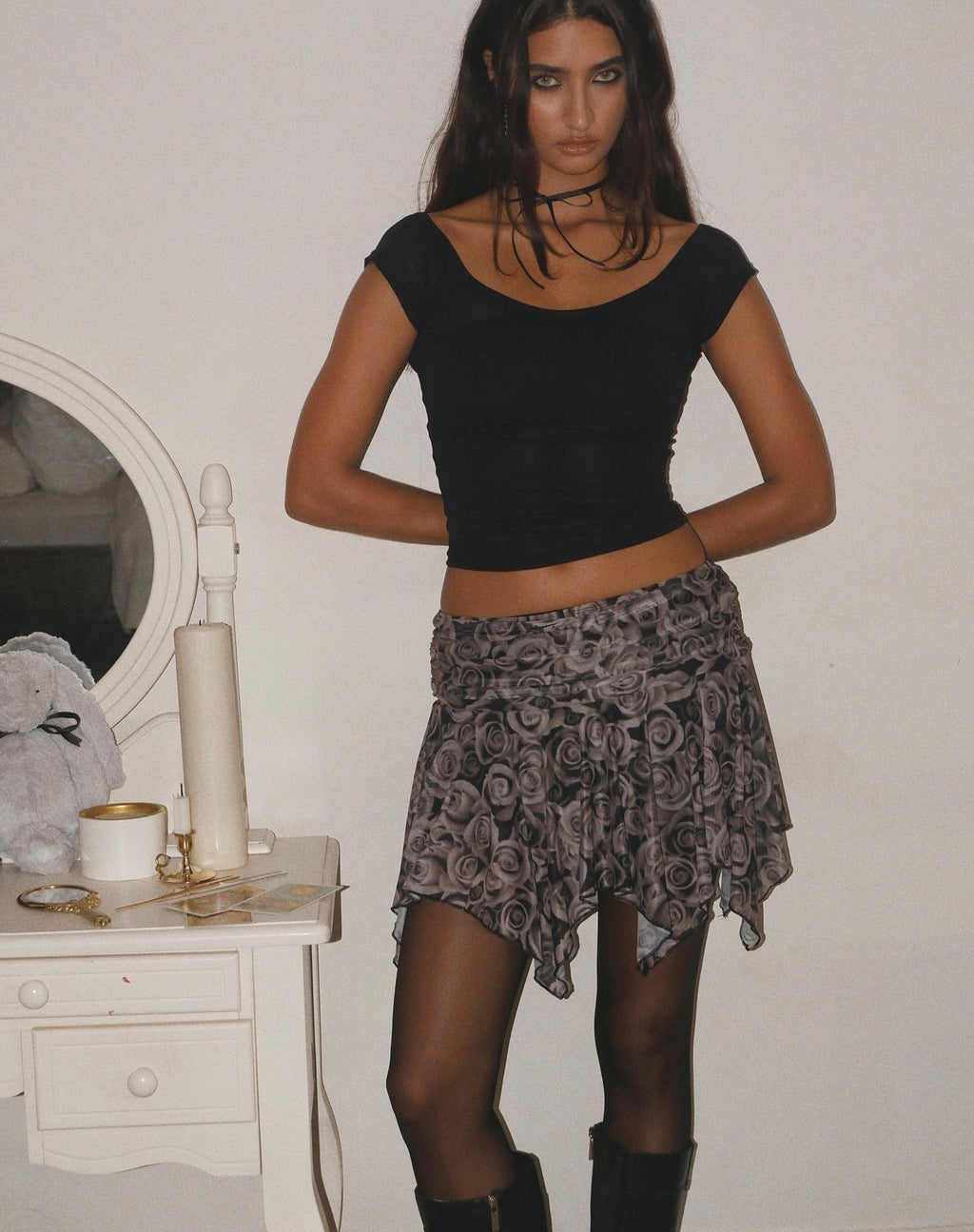 Top sin hombros Charya negro