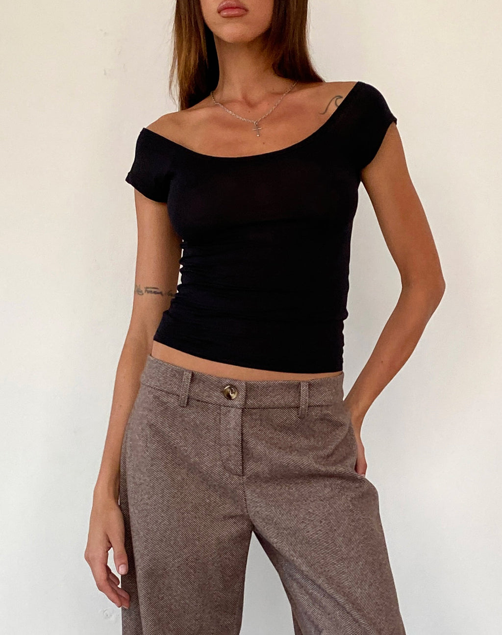 Top sin hombros Charya negro