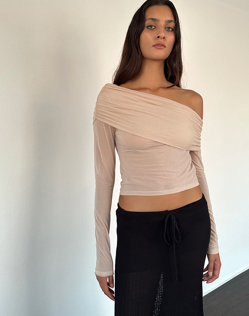 Chidi Top Bardot de Malla Transparente en Camel