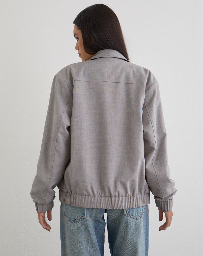 Imagen de la chaqueta con cuello Cindari en gris