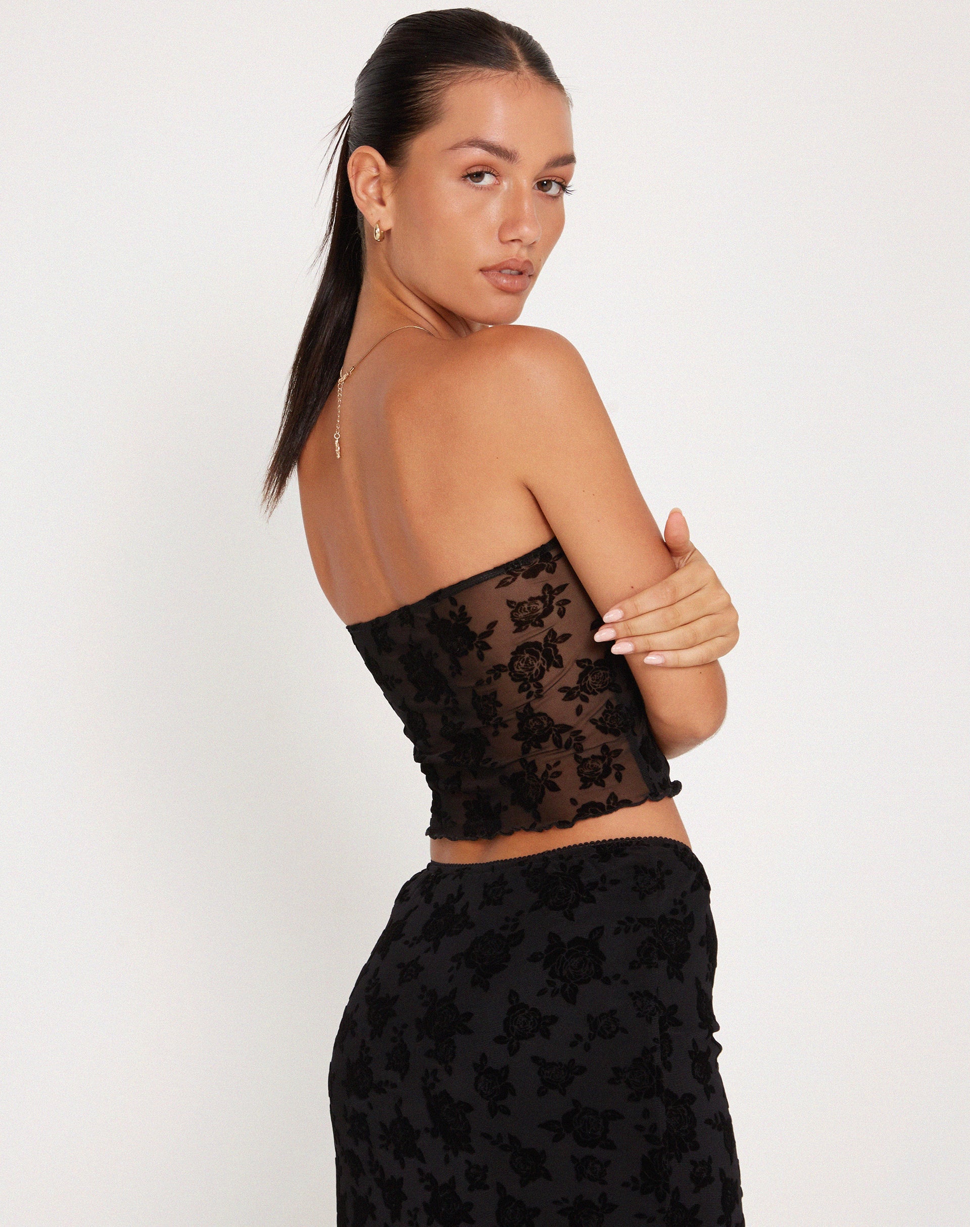 Imagen de Claryn Corset Top en Malla Negro Romántico Rosa Flock