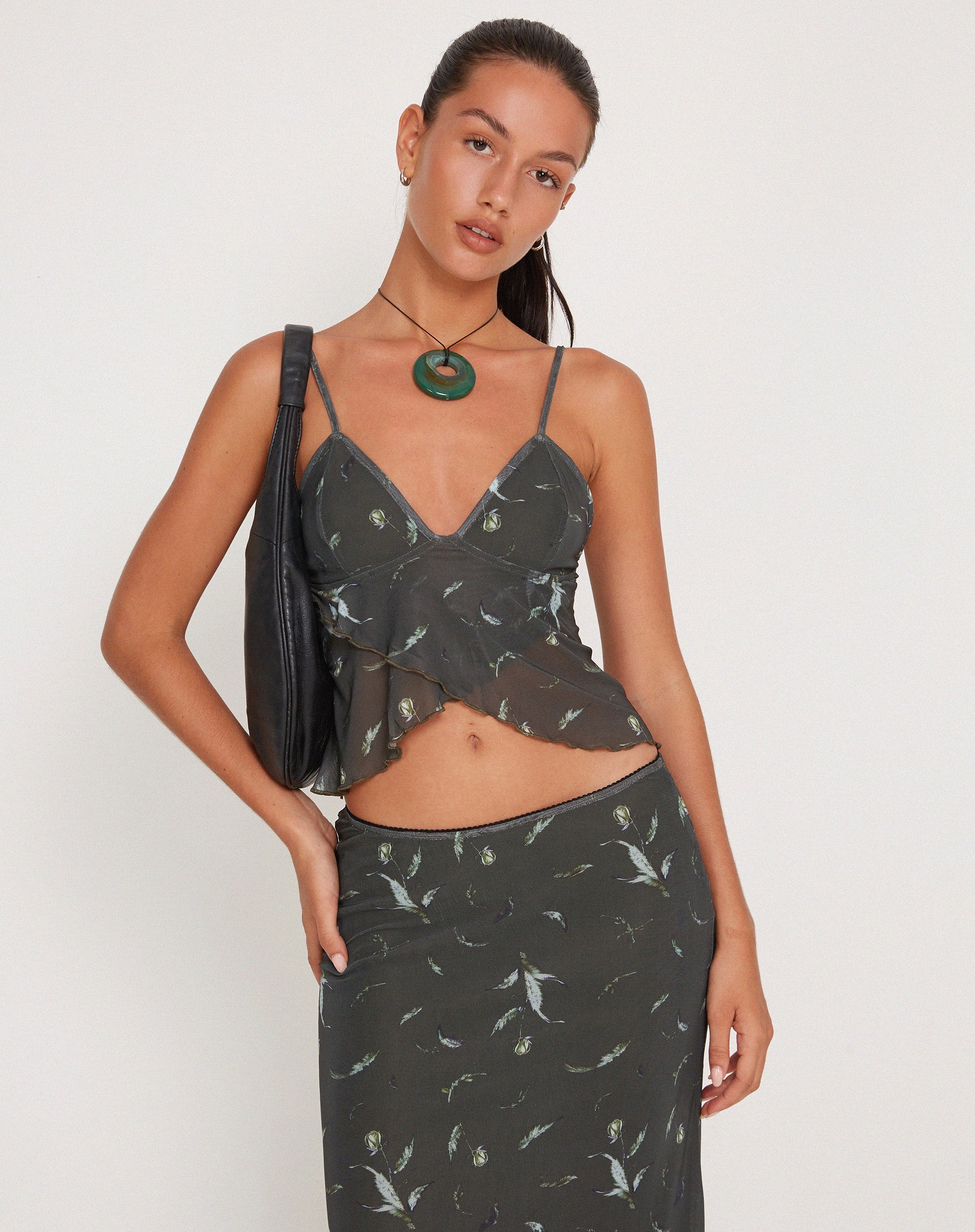 Imagen de Cojira Mesh Butterfly Top in Floral Khaki Silhouette