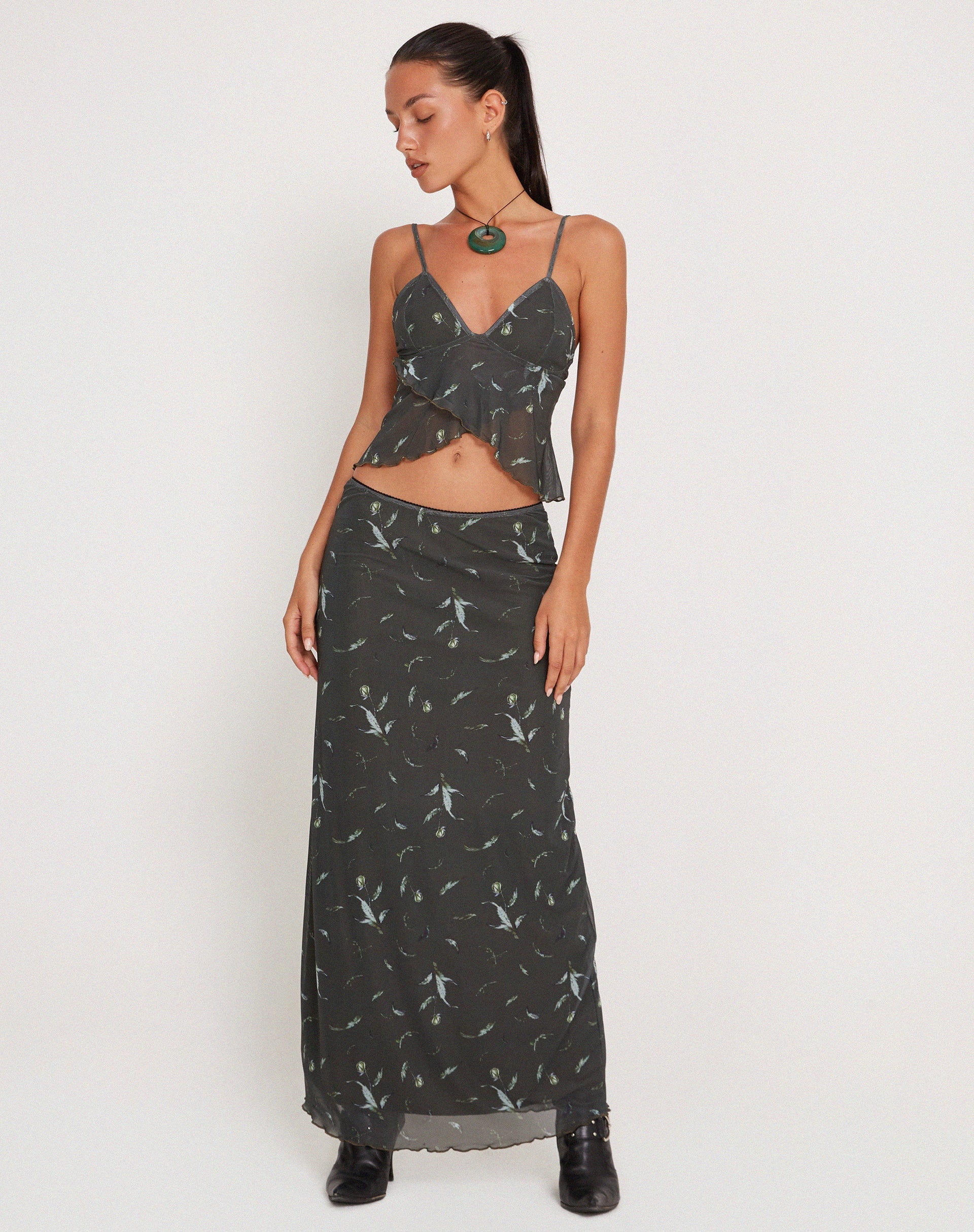 Imagen de Cojira Mesh Butterfly Top in Floral Khaki Silhouette