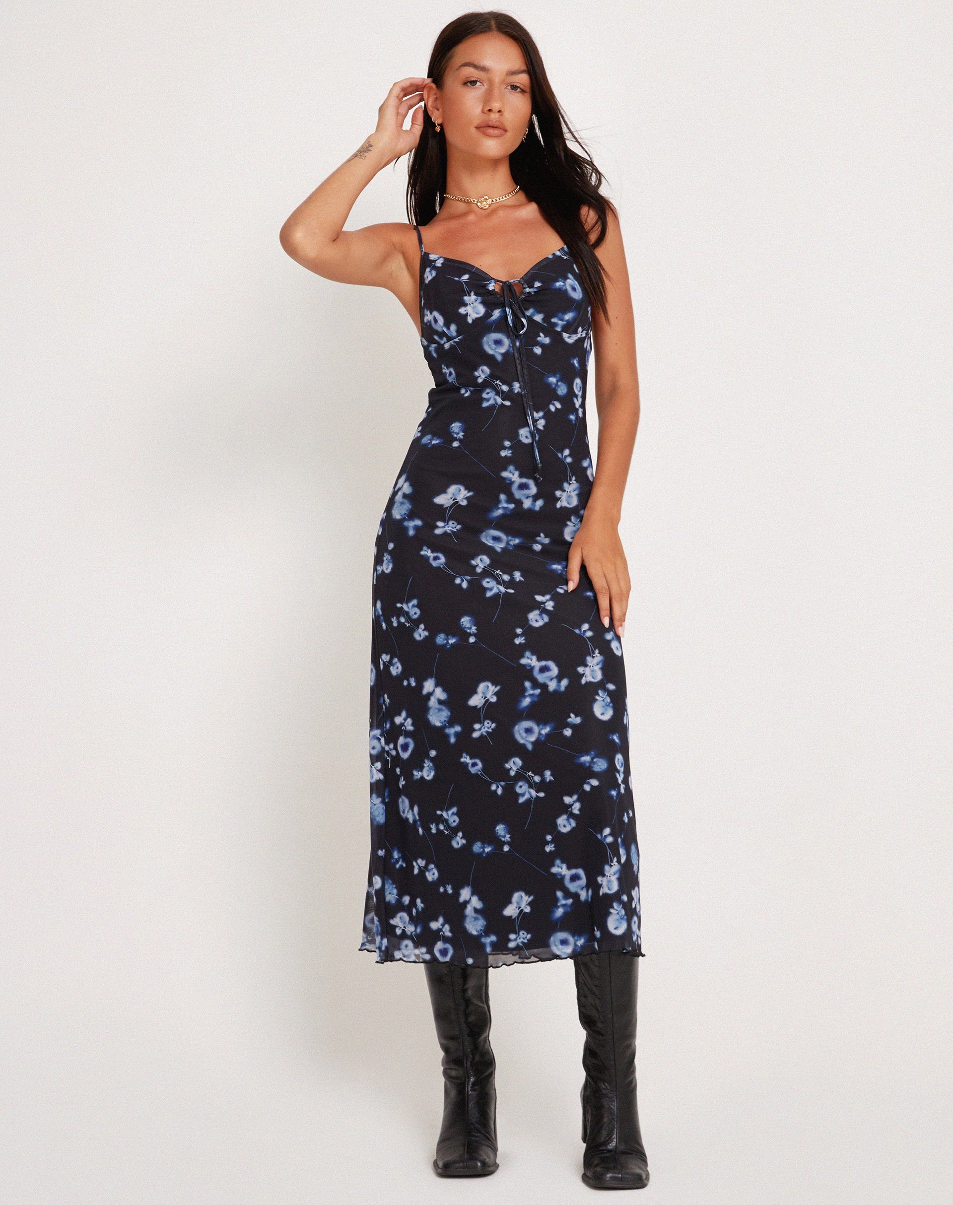 Imagen de Coya Maxi Dress in Mesh Navy Diffused Floral