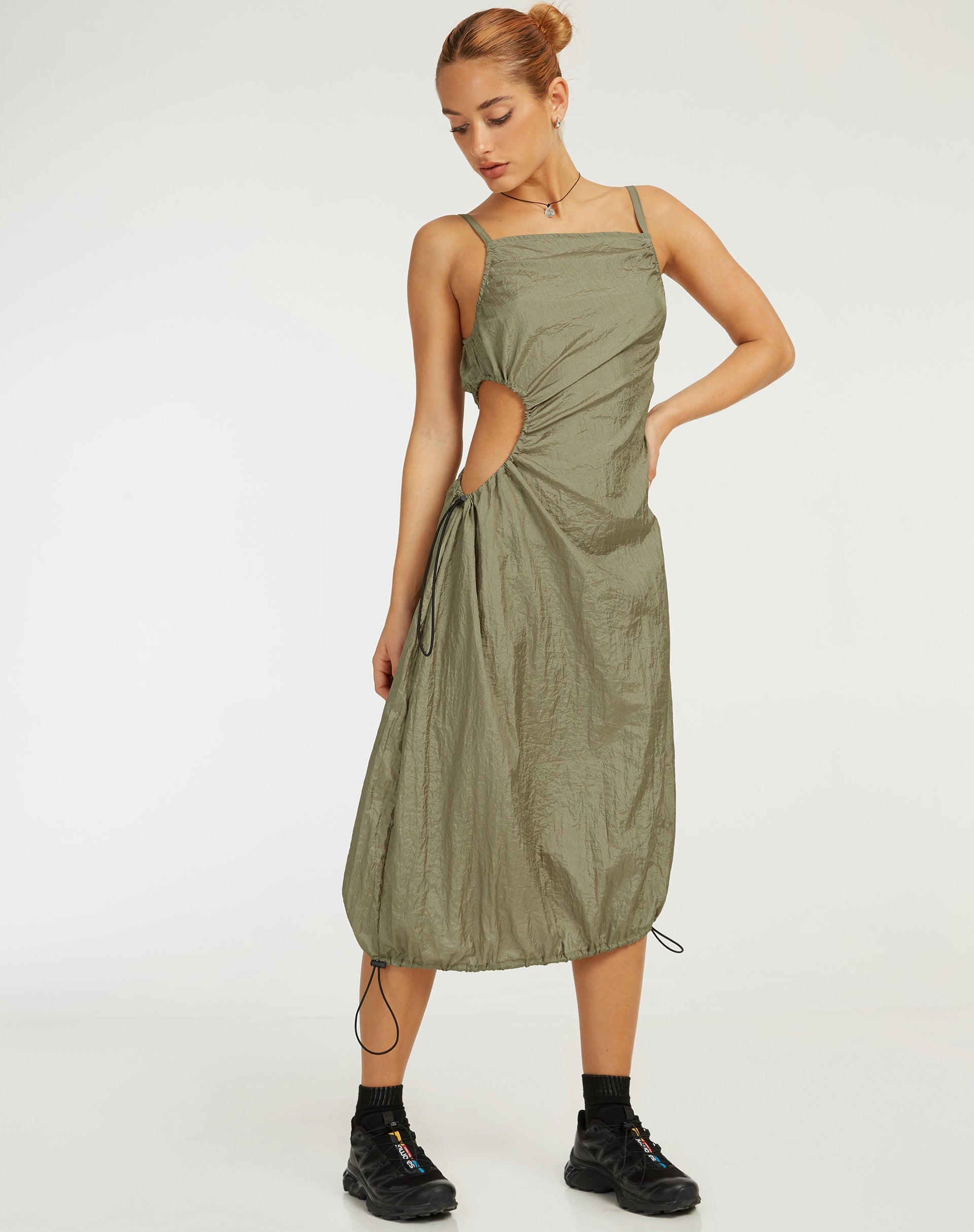 imagen de Daichi Cut Out Midi Dress in Silver Green