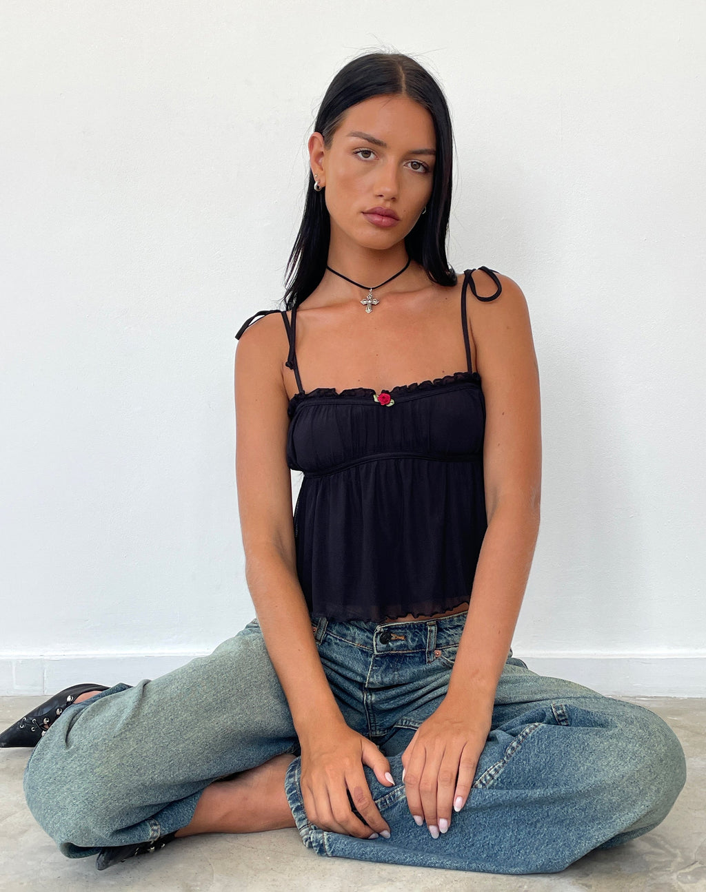 Damaris Cami Top Negro con Ribete Negro