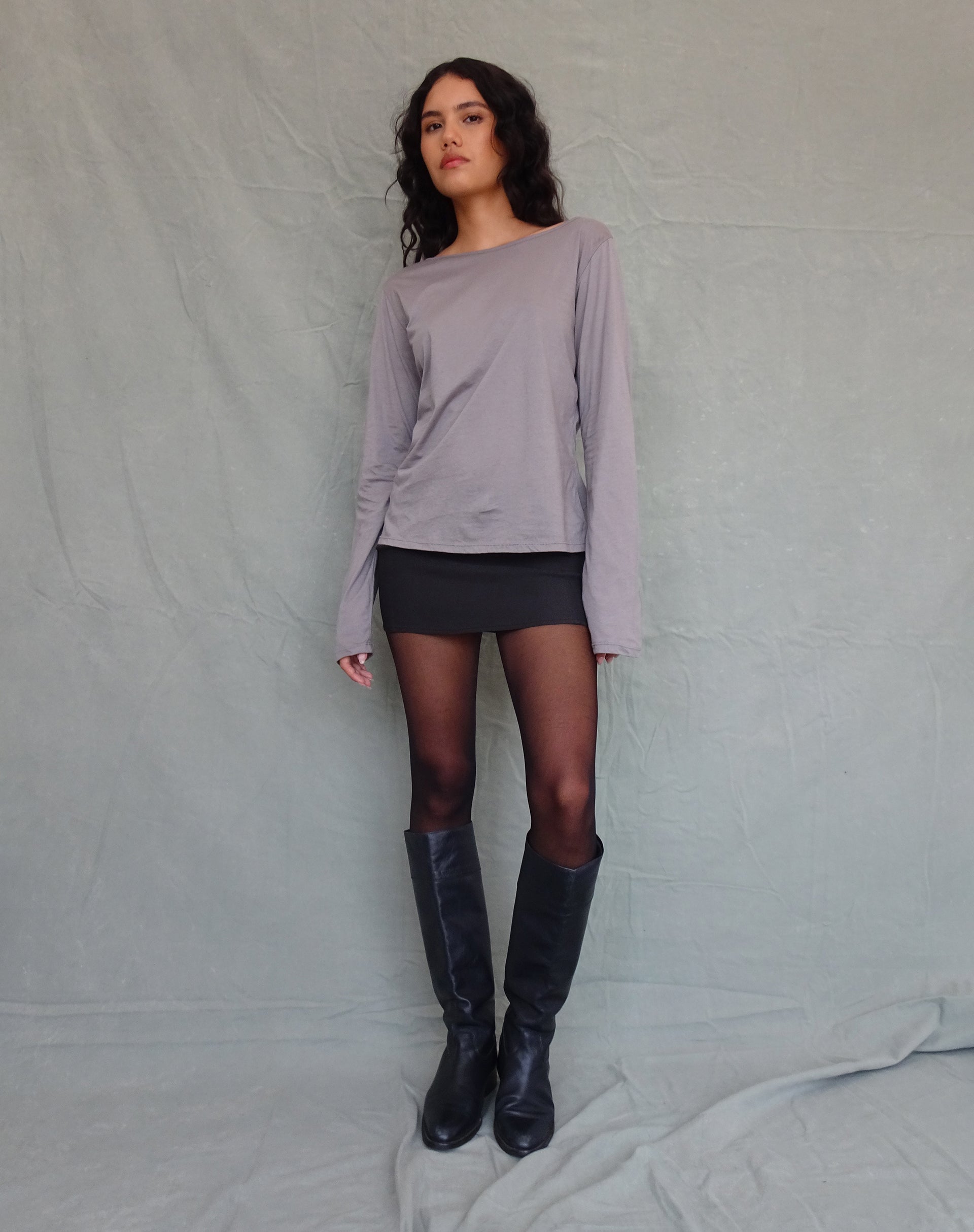 Imagen de Damon Baggy Long Sleeve Top en tejido de punto gris elefante